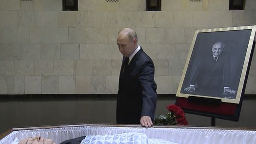 La negativa del Kremlin a declarar un funeral de Estado refleja la incomodidad que despierta el legado de Gorbachov.