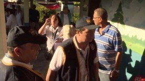 Activistas son retirados de la Escuela Abigail Escala de Pocrí