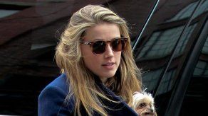 A Amber Heard le niegan la entrada a una sala de fiesta en Londres