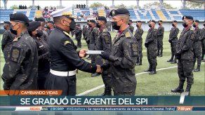 Cambiando vidas: José Luis Hernández se gradúa de agente del SPI