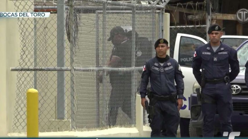 Francisco Smith acude a audiencia de imputación de cargos por apología del delito.