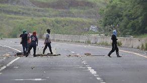 Protestas en Panamá continúan con más enfrentamientos entre Policía y manifestantes. Protestas en Panamá continúan con más enfrentamientos entre Policía y manifestantes.