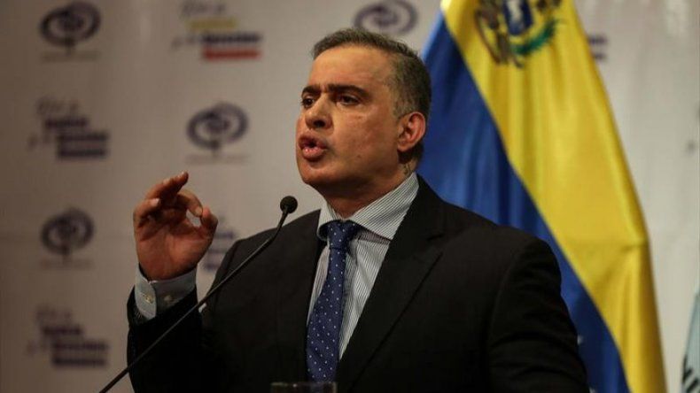 Fiscal venezolano dice que excarcelarán un tercer grupo de presos políticos