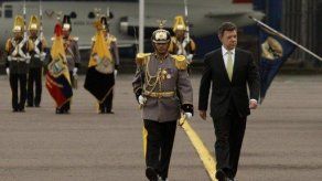 Santos afirma que prefiere buscar la paz a estimular la guerra