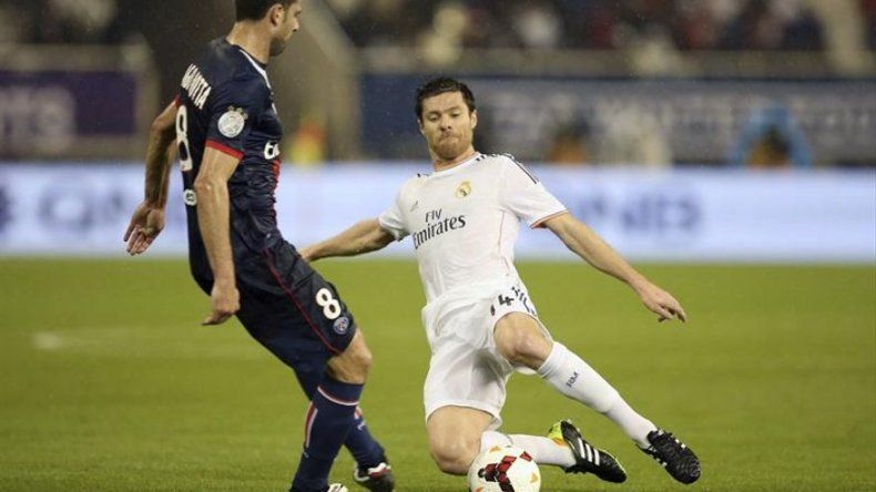 Xabi Alonso anuncia que renueva con el Real Madrid hasta 2016