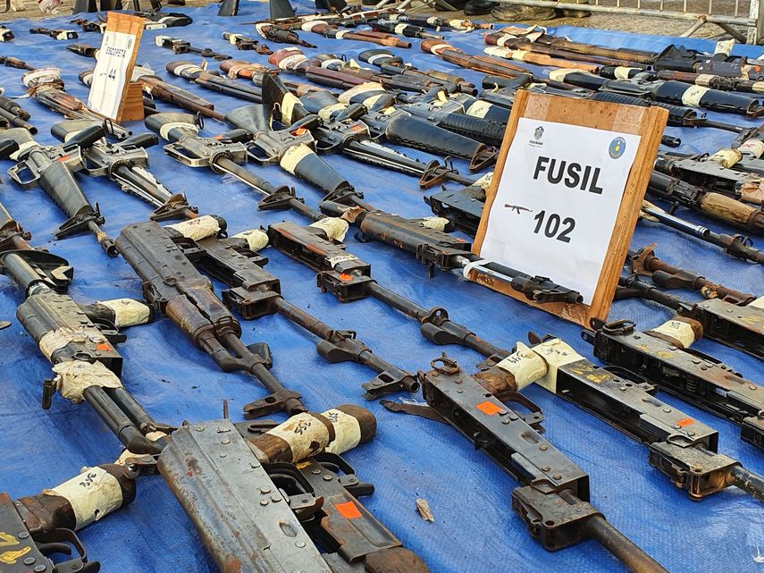 Pacificando Mi Barrio consiste en entregar vales canjeables a las personas