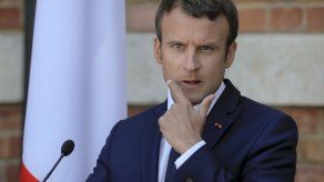 Francia: Critican costo de maquillaje de presidente Macron