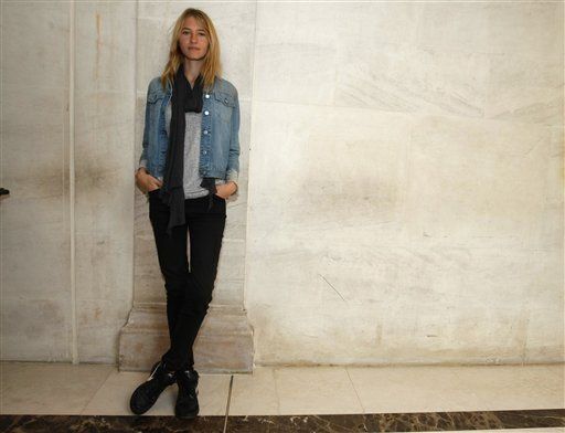 Modelos combaten abusos laborales