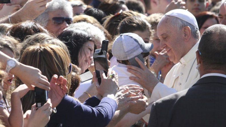 Papa visita presos en el sur de Italia