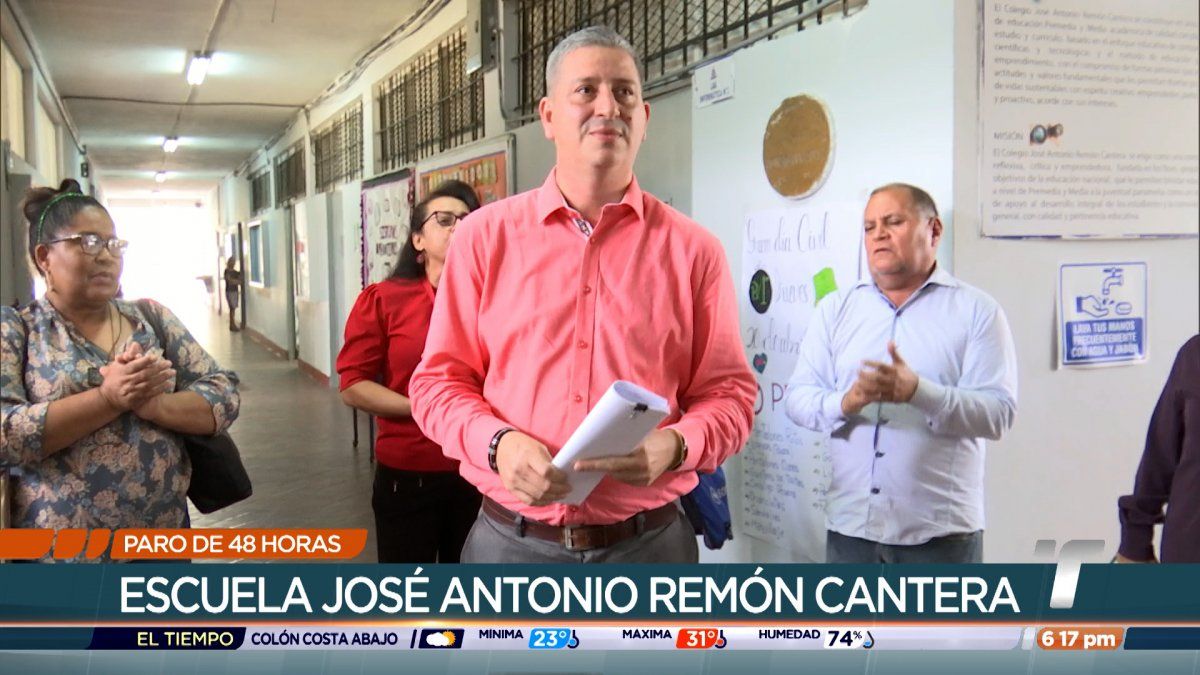 Paro de docentes en el Colegio José Remón Cantera por nombramientos ...