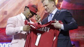 Draft: Cardinals eligen a QB Murray como 1ra selección