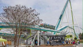 Inauguran en Carolina del Sur montaña rusa más alta y rápida del mundo