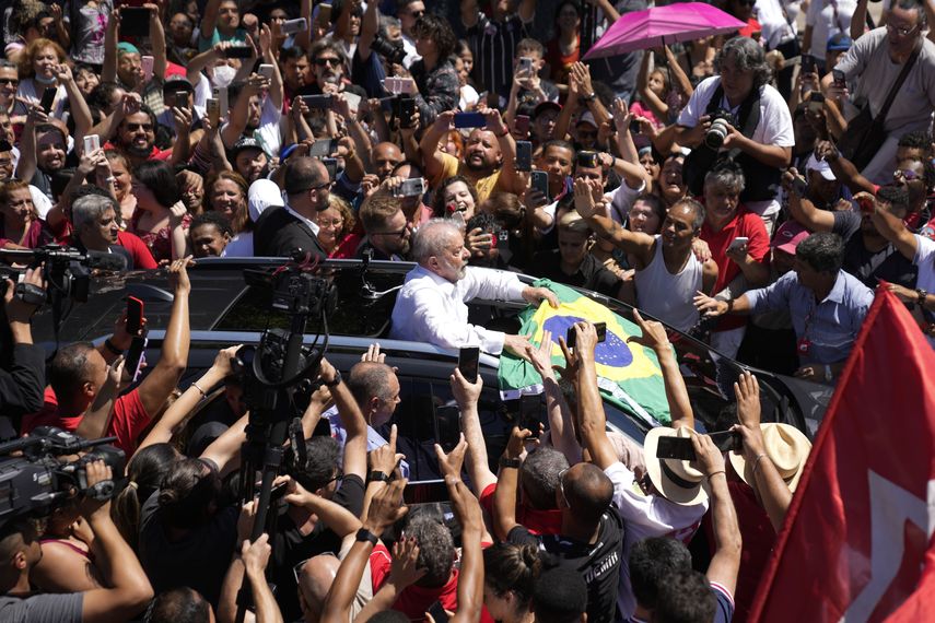 La victoria de Lula se suma a otras recientes de líderes izquierdistas en Latinoamérica