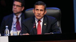 Avión que trasladaba a Humala