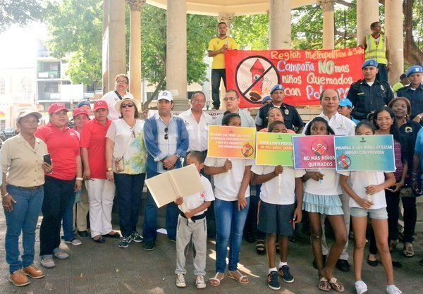 Minsa realiza campaña para prevenir quemaduras por juegos pirotécnicos