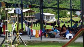 Migrantes cubanos saturan Puerto Obaldía