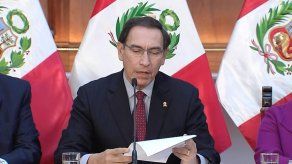 Presidente de Perú destituyó a ministro de Justicia por escándalo de audios