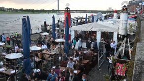 Alemania: El test de antígenos gratis y la vacuna activan la nueva normalidad