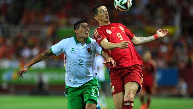 España gana 2-0 sin problemas a Bolivia