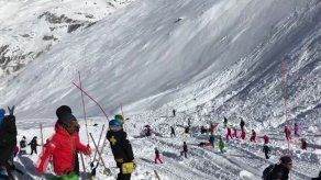Cuatro muertos por avalancha en centro de esquí en Francia