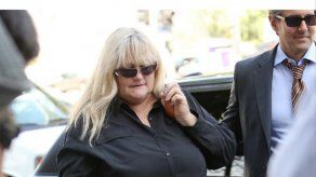 Exmujer de Michael Jackson provoca incendio en casa de una amiga