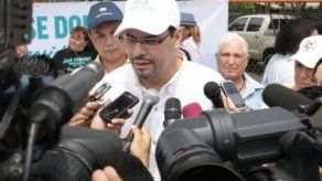 Arias asegura que cuando no lo ven está trabajando