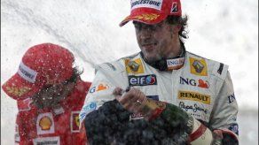 Fernando Alonso y Nelsinho Piquet seguirán en Renault
