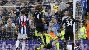 Un West Bromwich de Champions alarga la sequía del Chelsea