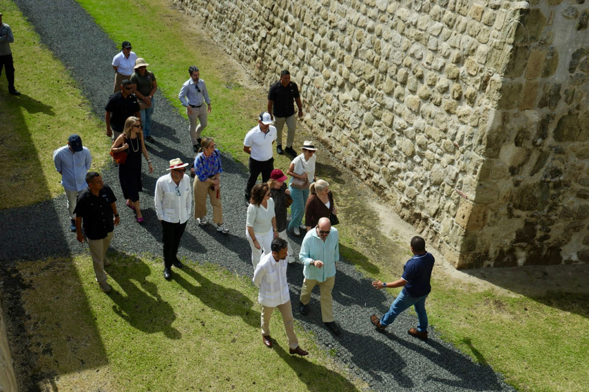 Presidente del Senado de España visita el Fuerte de San Lorenzo.