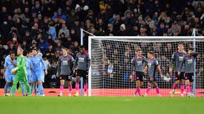 Premier League registra cifra récord de Covid 19