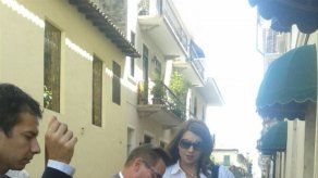 Más de 1500 firmas entregan venezolanos a Martinelli