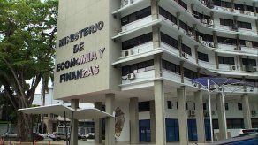 Expertos señalan aspectos que el Ejecutivo debe tomar en cuenta en la revisión del presupuesto