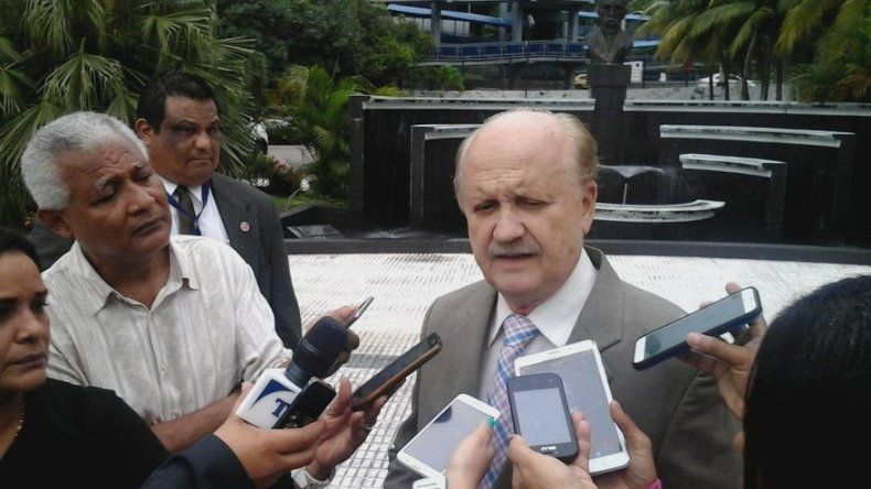 Pinilla pedirá al Ejecutivo que llame a sesiones extraordinarias para discutir Reformas Electorales