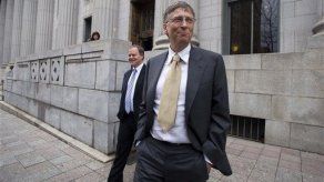 Bill Gates aumenta fortuna y sigue siendo hombre más rico de EEUU