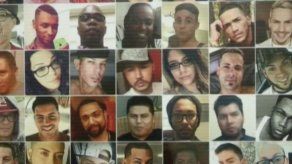 Cientos de personas honran a las víctimas de Pulse un año después de matanza