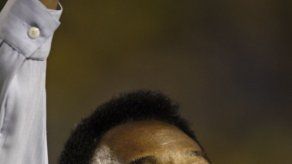 Pelé mejora pero sigue en terapia intensiva y con hemodiálisis