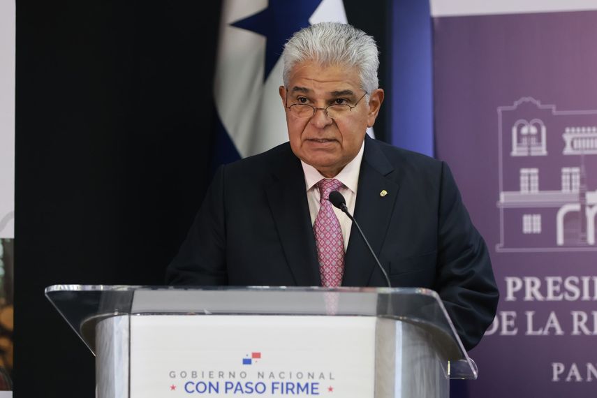 Presidente Mulino propone reunión entre presidentes de la región para abordar la situación en Venezuela.