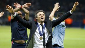 Luis Enrique amplía contrato como DT de Barcelona hasta 2017