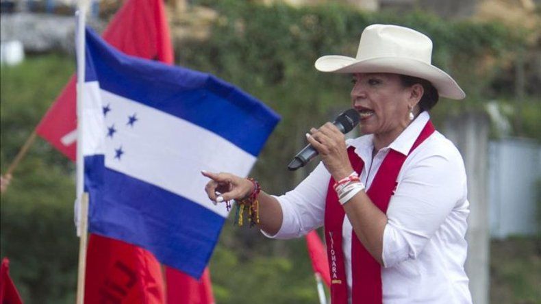 Esposa de Zelaya clama fraude en elección de Honduras y llama a protestas