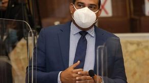 El diputado Luis Ernesto Carles﻿.