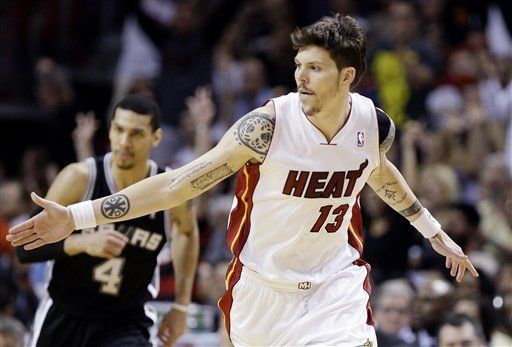 Heat remonta y aplasta a los Spurs