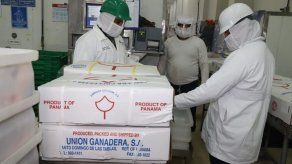 Panamá envía su primer cargamento de carne de res hacia China
