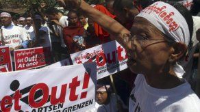 Mianmar autoriza quedarse a Médicos Sin Fronteras