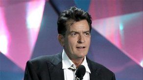 Charlie Sheen realmente interesado en vacantes de Idol