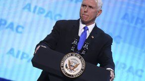 Pence hablará sobre Venezuela al visitar el buque hospital de EE.UU. en Miami