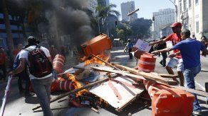 Protestas en Brasil contra medidas de austeridad