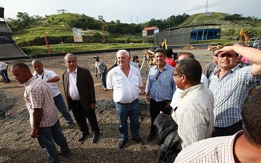 Martinelli atribuye crisis de la basura a falta de conductores