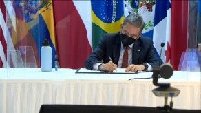 Oficializan acuerdos de la Mesa de Diálogo por la Economía Oficializan acuerdos de la Mesa de Diálogo por la Economía