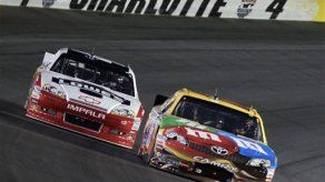 Johnson gana por tercera vez Estrellas de NASCAR