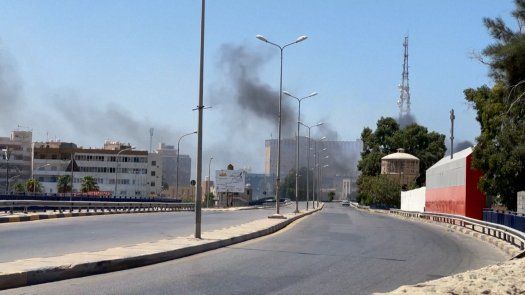 Muertos y heridos en combates en la capital de Libia